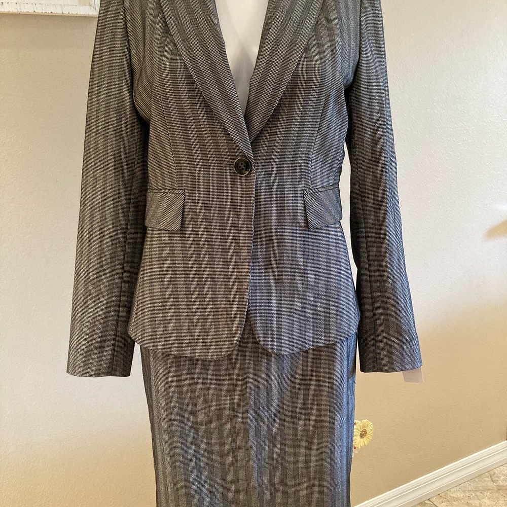 Antonio Melani suit size 0